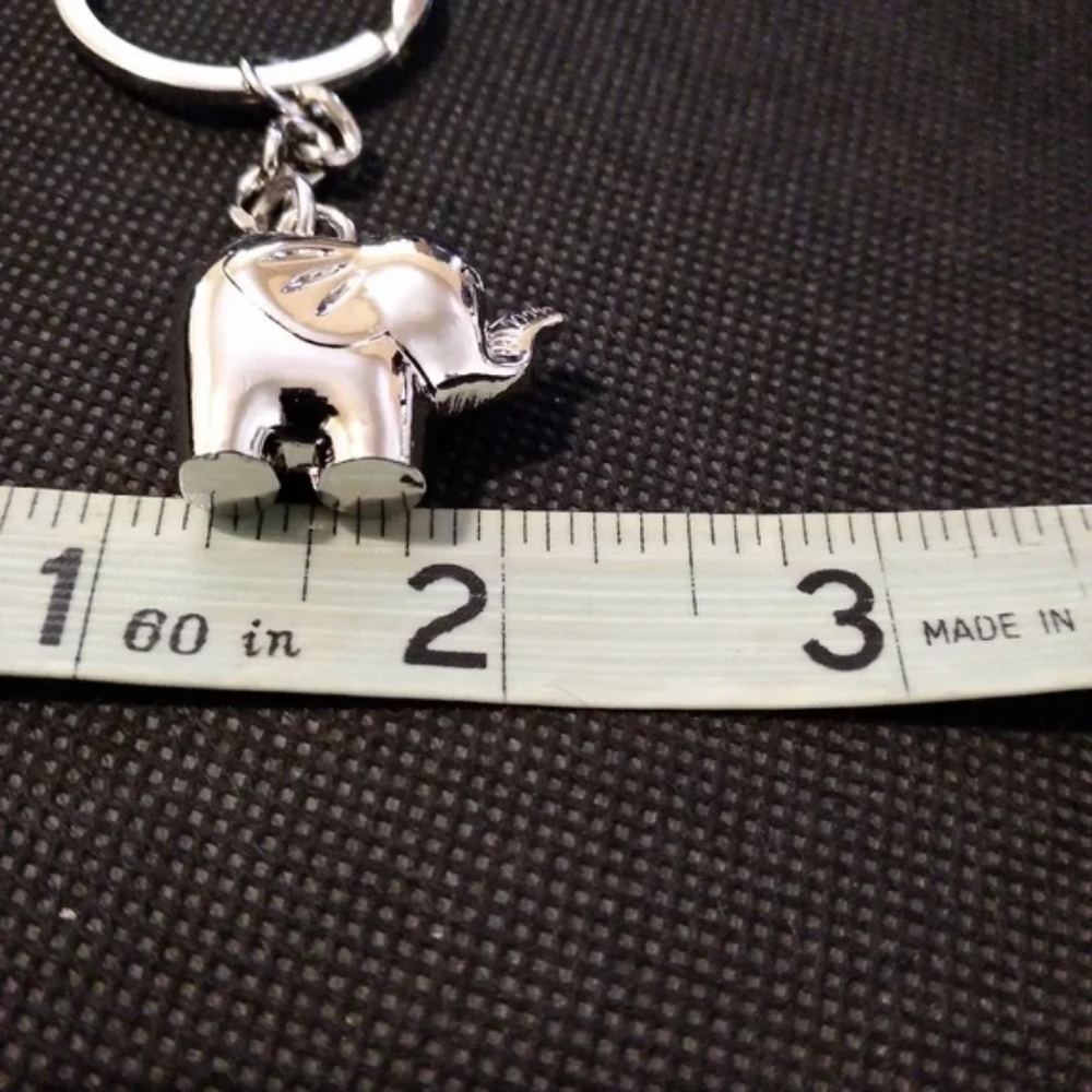 Elephant Keychain - Picture 2 of 3